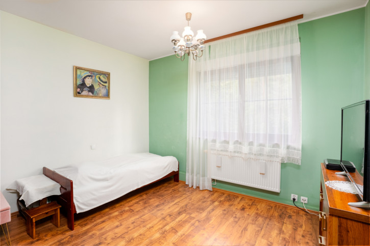 Dom Sprzedaż Pszczelnik 19