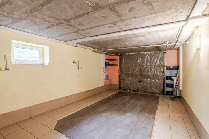 Dom Sprzedaż Pszczelnik 20